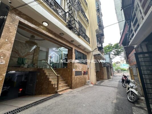 NHÀ 7 TẦNG PHỐ VÕ CHÍ CÔNG – GẦN Ô TÔ – CÁCH PHỐ 30M